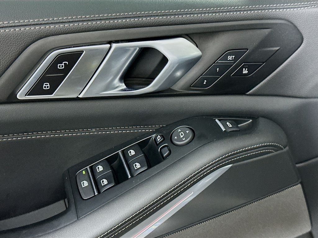 Thumbnail: 2023 BMW X5 - 18