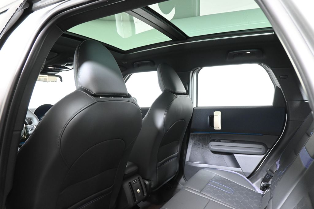 Thumbnail: 2025 MINI Cooper Countryman - 23