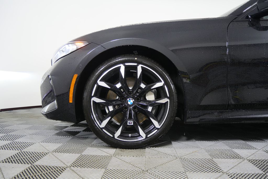 Thumbnail: 2026 BMW 3 Series - 7