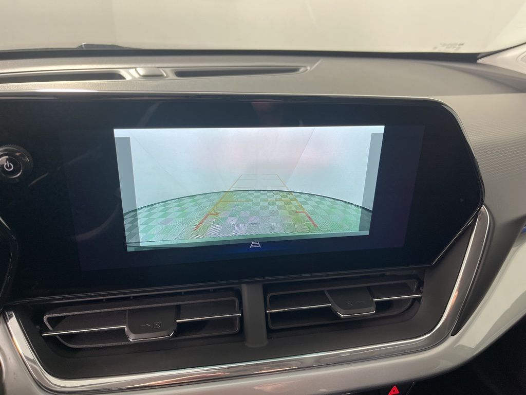 Thumbnail: 2026 Chevrolet Trax - 27