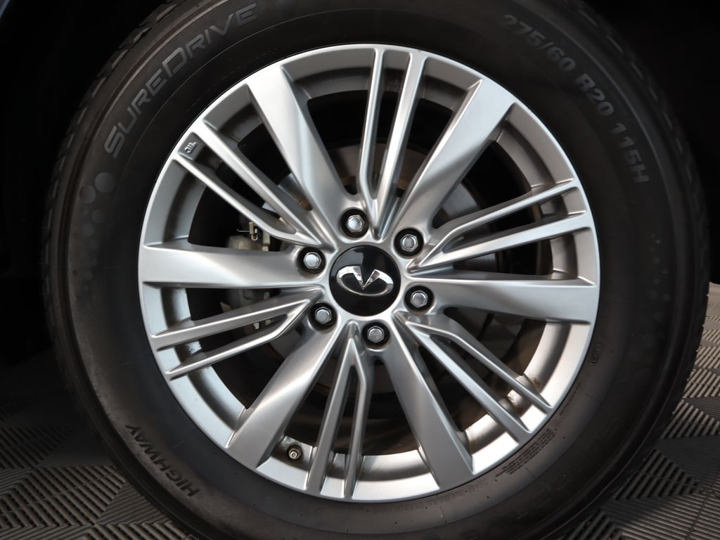 Thumbnail: 2019 INFINITI QX80 - 32