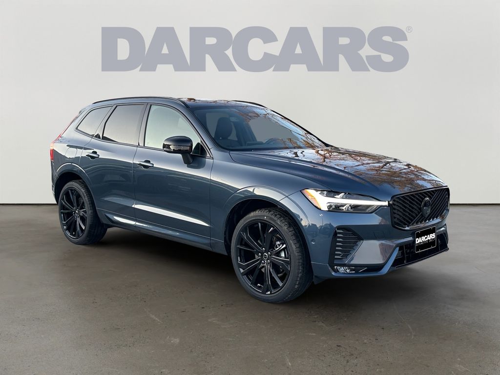 2026 Volvo XC60 B5 Ultra Black Edition AWD