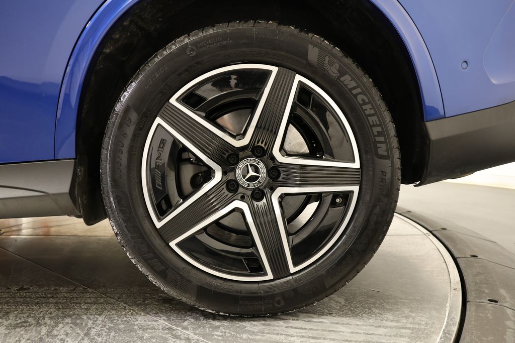 Thumbnail: 2025 Mercedes-Benz GLC - 14