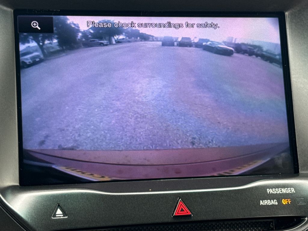 Used 2014 Orange Ford XLT image 22