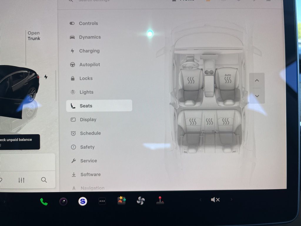 Thumbnail: 2022 Tesla Model 3 - 28