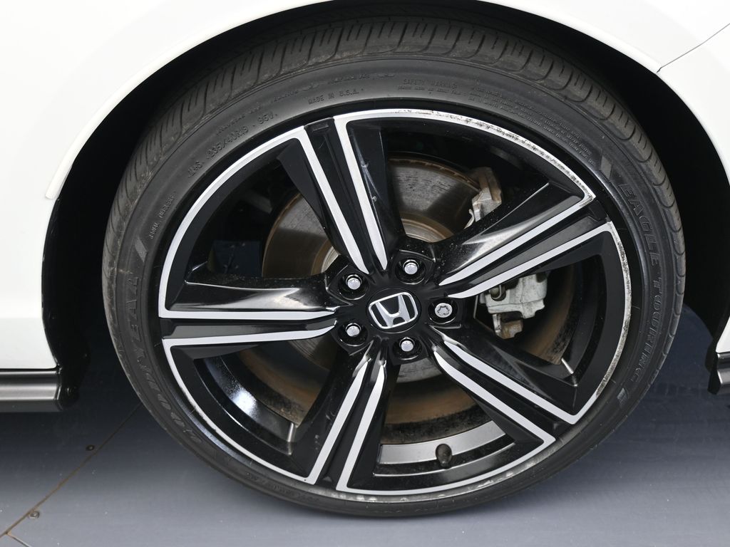 Used 2023 White Honda Sport image 39