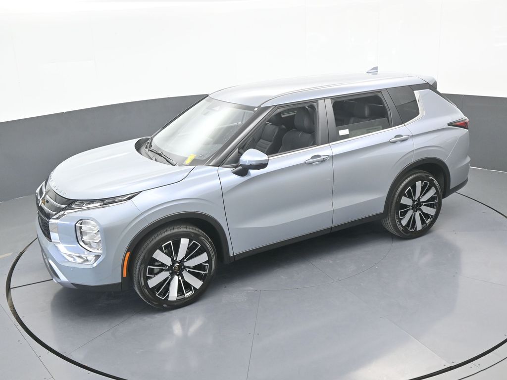 New 2026 Gray Mitsubishi SE image 58