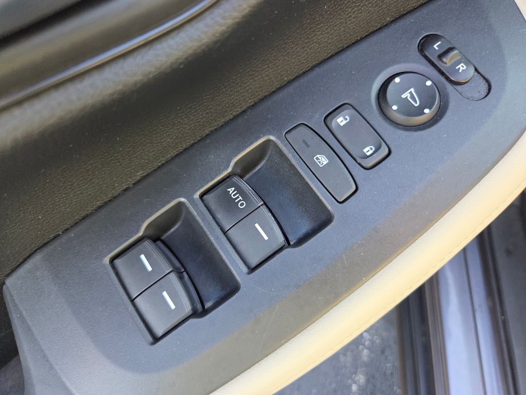 Certified Used 2024 Gray Honda LX image 29