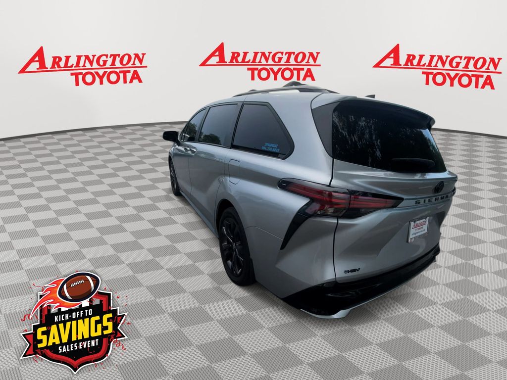 Used 2025 Toyota Sienna Van