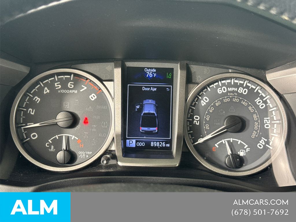Used 2019 White Toyota SR5 image 29