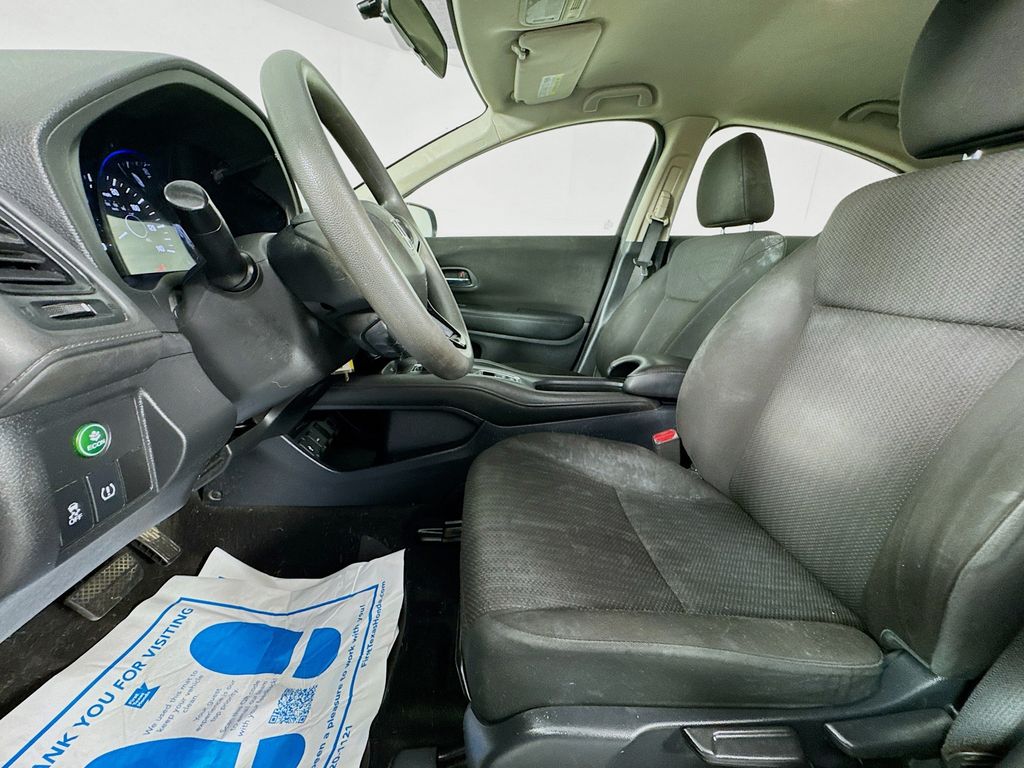 Used Car 2017 Honda Hr-v  Lx For Sale Under $12,000 In Austin, Texas