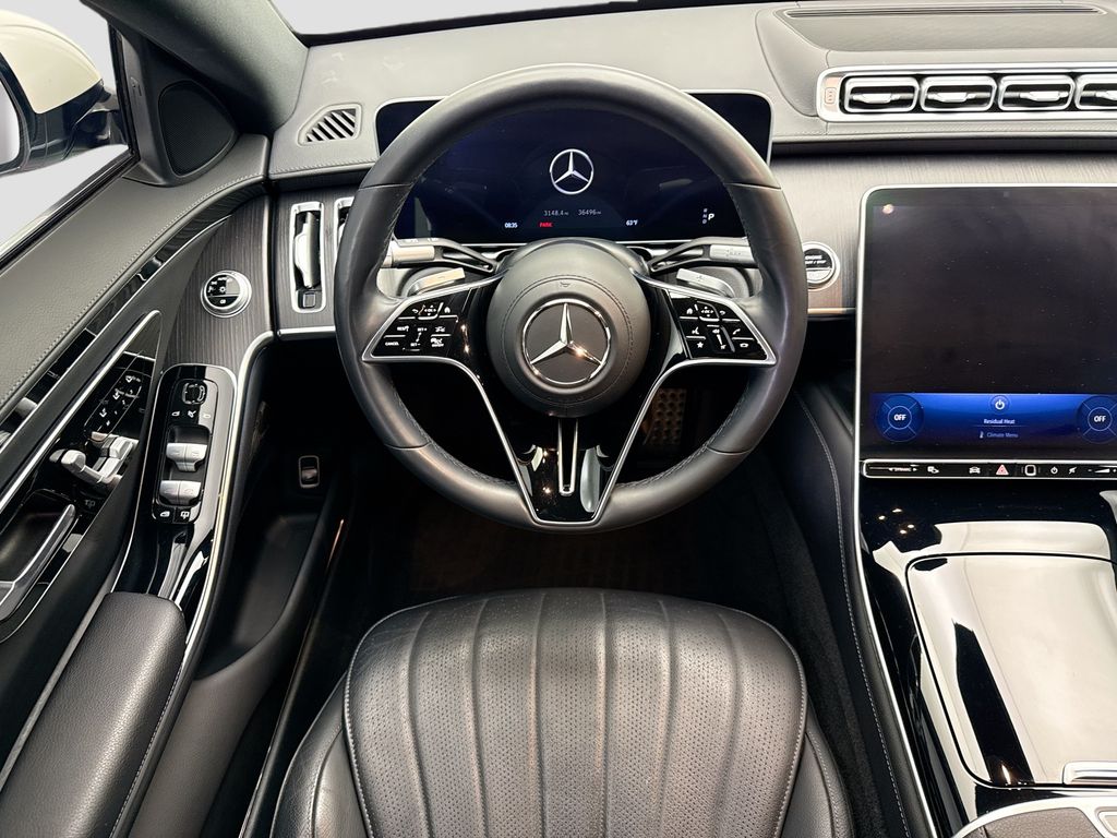 Thumbnail: 2023 Mercedes-Benz S-Class - 10