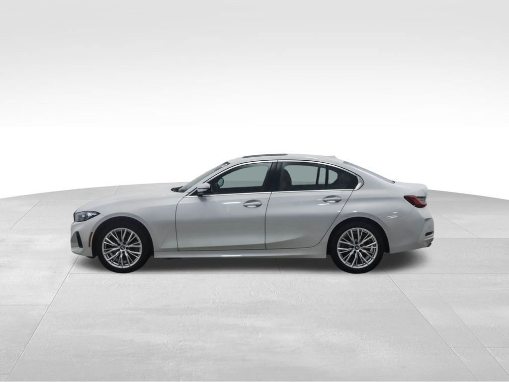 Thumbnail: 2024 BMW 3 Series - 2