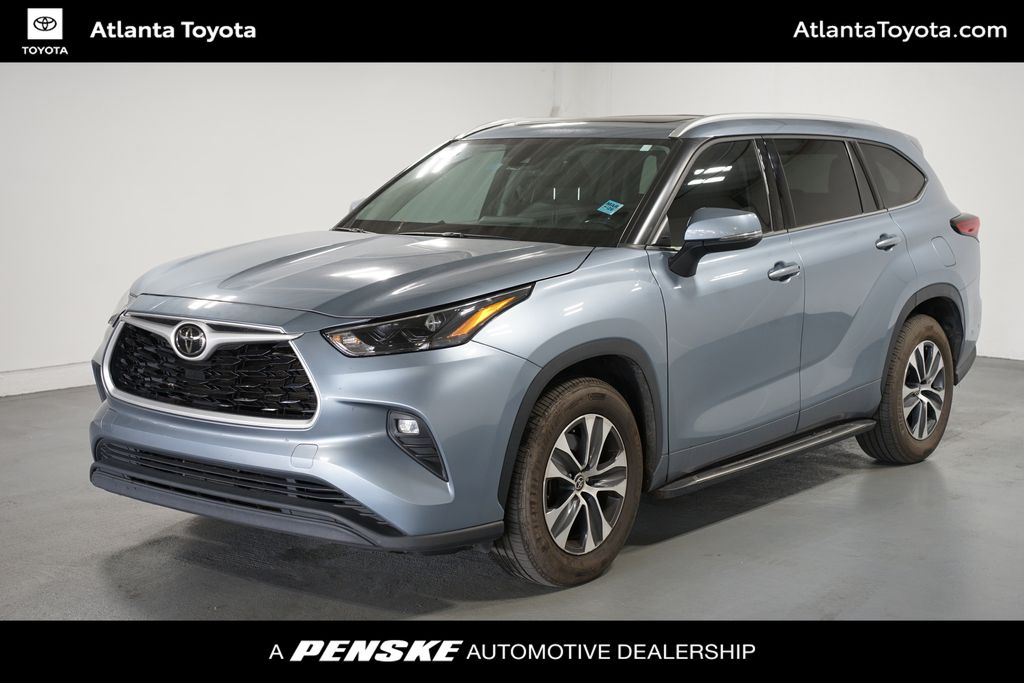 Thumbnail: 2022 Toyota Highlander - 1