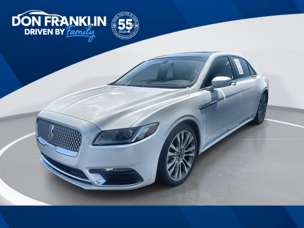 2017 Lincoln Continental Select AWD's photo