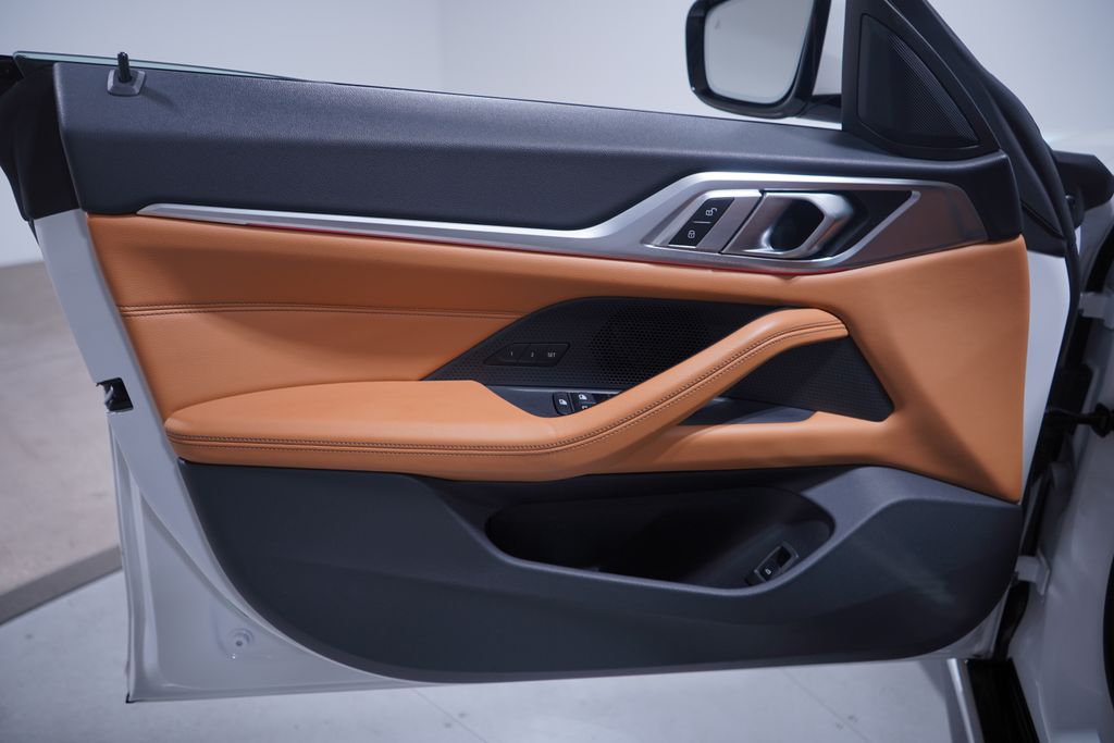 Thumbnail: 2022 BMW 4 Series - 16