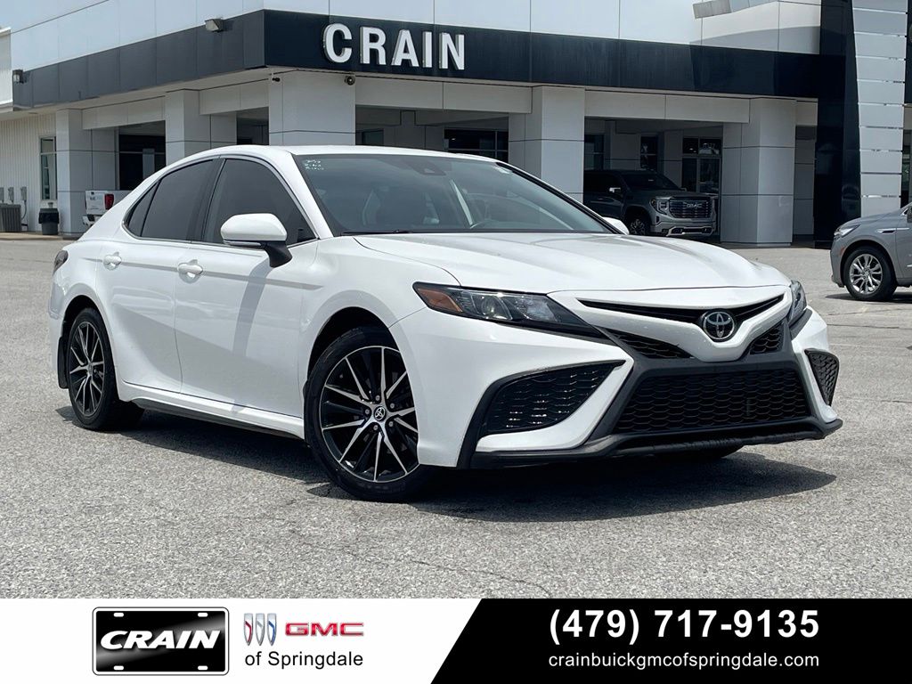 Ice 2023 Toyota Camry Sedan Front-Wheel Drive 8-Speed Automatic