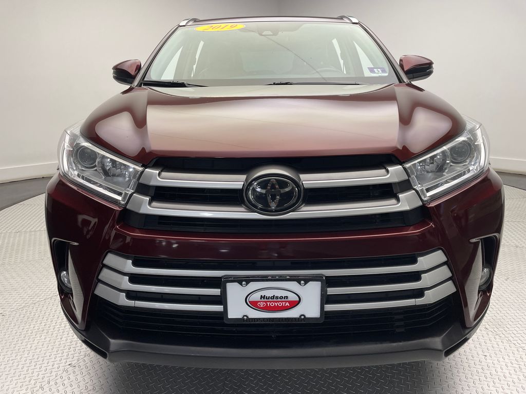 2019 Toyota Highlander XLE 2