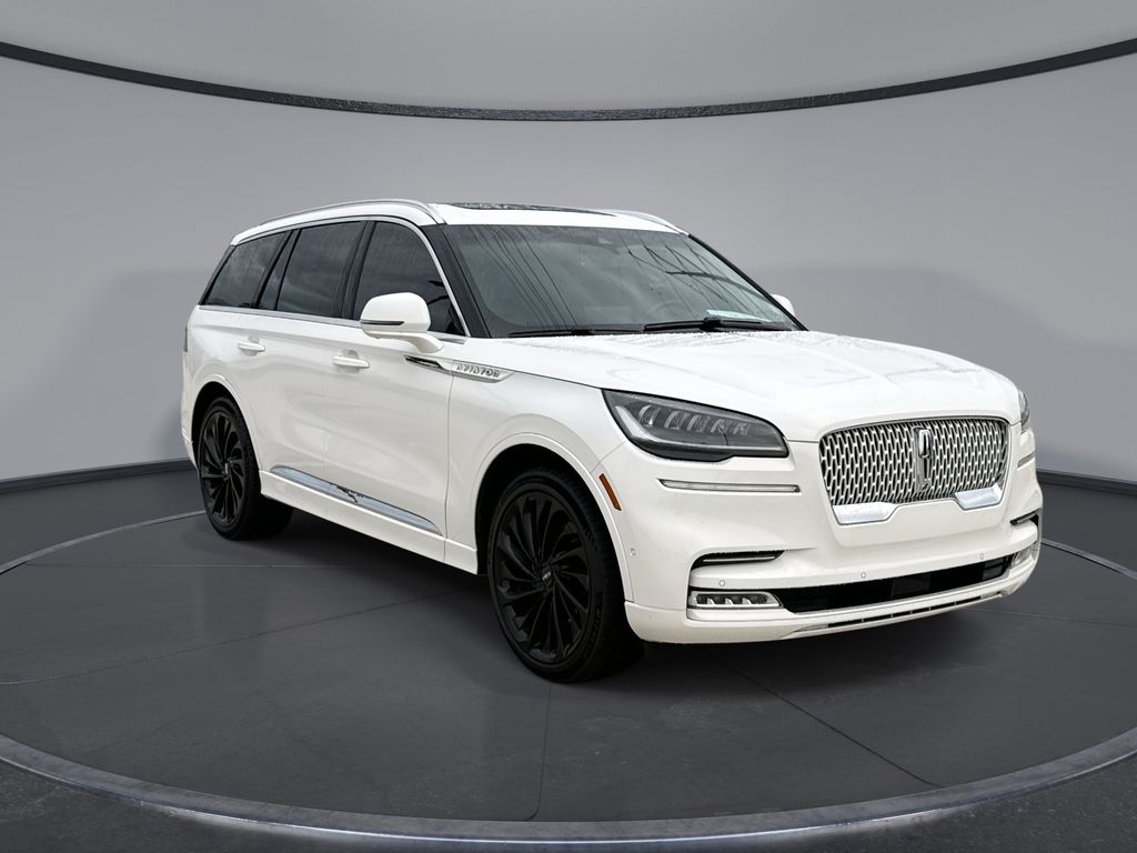 Thumbnail: 2021 Lincoln Aviator - 12