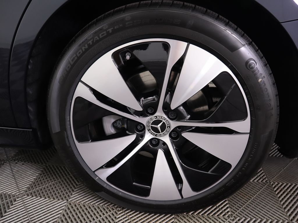 Thumbnail: 2026 Mercedes-Benz E-Class - 32