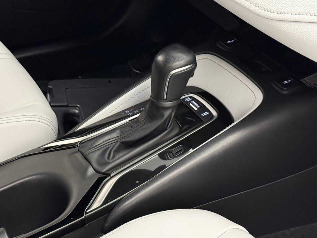 Thumbnail: 2023 Toyota Corolla - 17