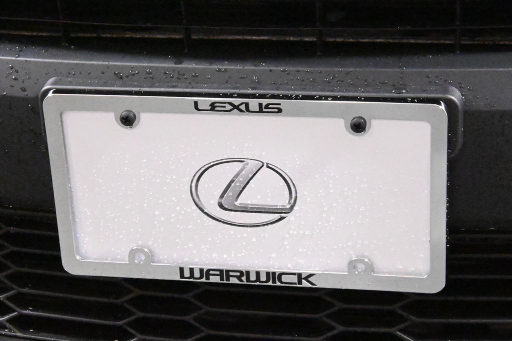 2022 Toyota C-HR XLE 15