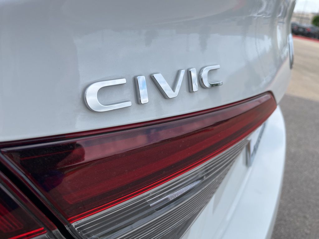 2025 Honda Civic LX 8