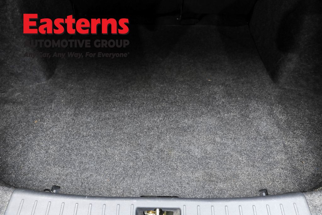 Used 2021 Gray Nissan 1.6 SV image 9