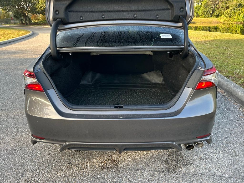 Thumbnail: 2023 Toyota Camry - 10