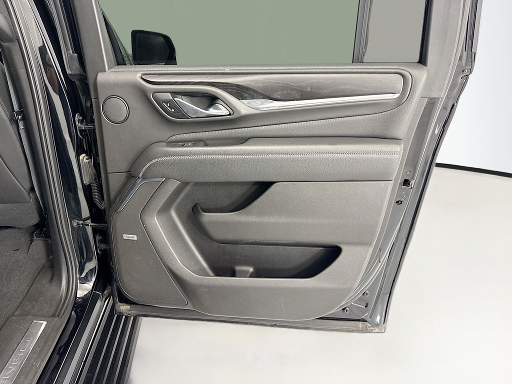 Thumbnail: 2021 GMC Yukon XL - 26