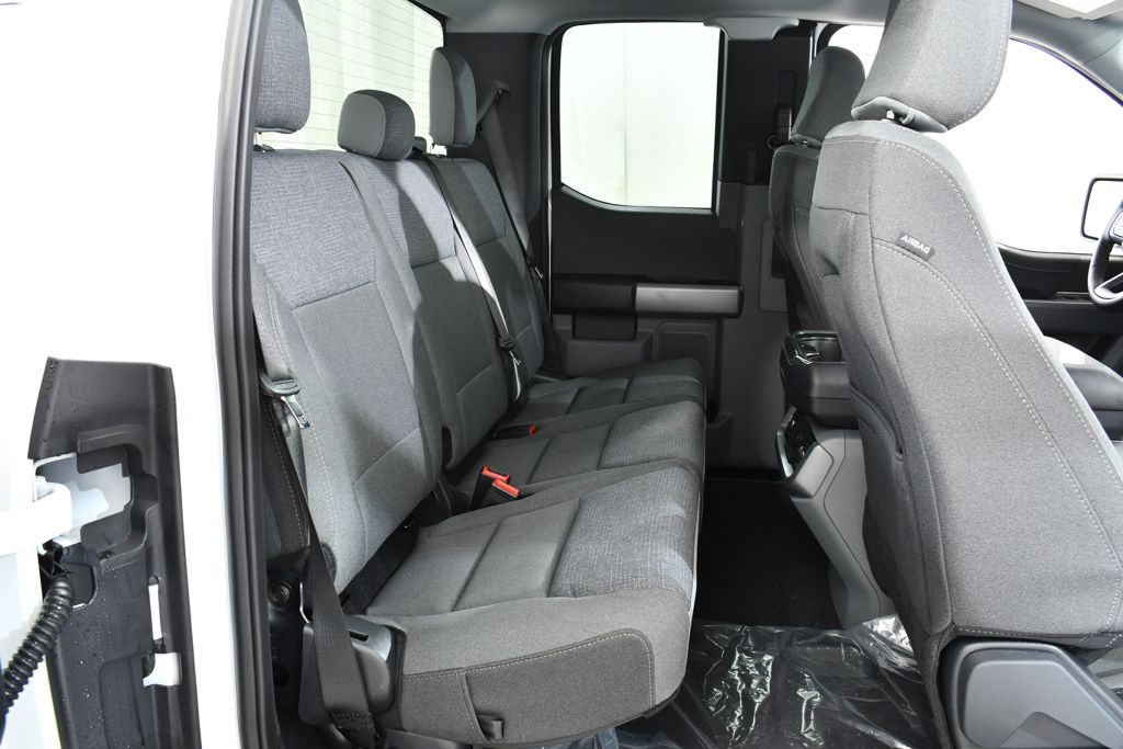 New 2026 White Ford XLT image 19