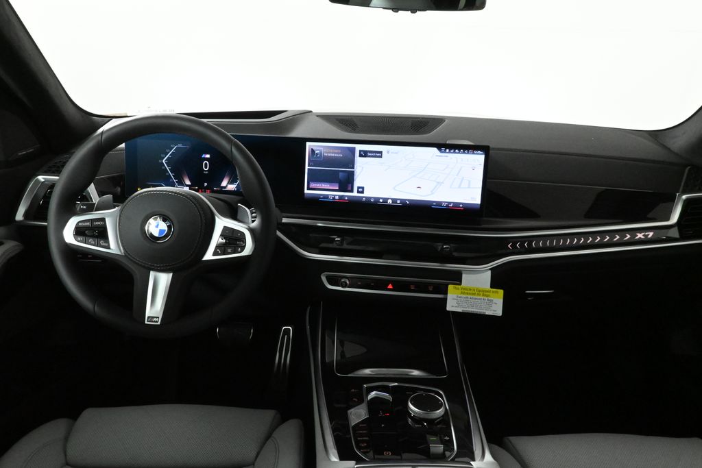 2025 BMW X7 xDrive40i 15