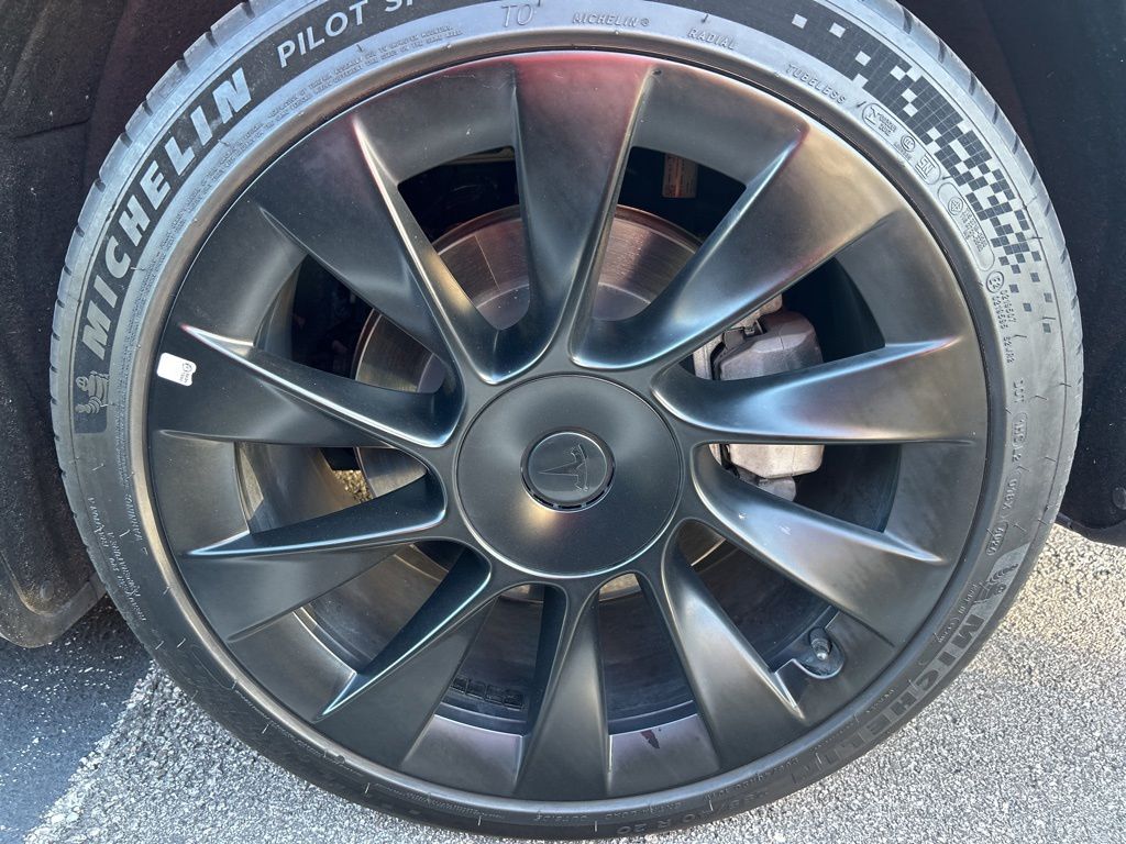 Thumbnail: 2020 Tesla Model Y - 10