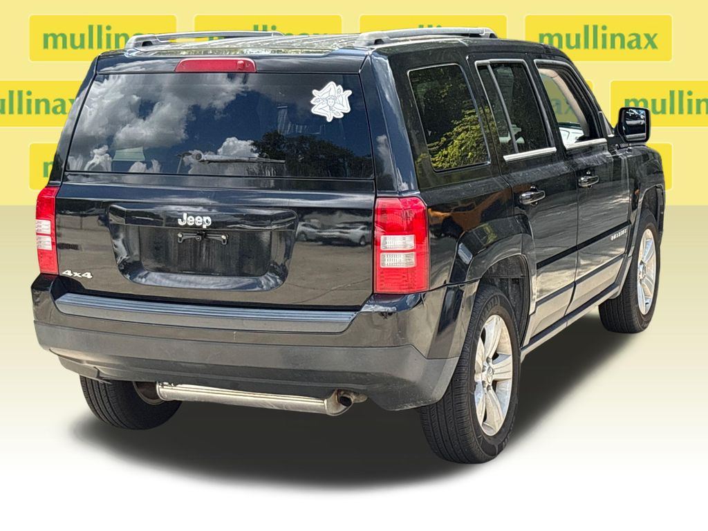 Used 2014 Black Jeep Sport image 4