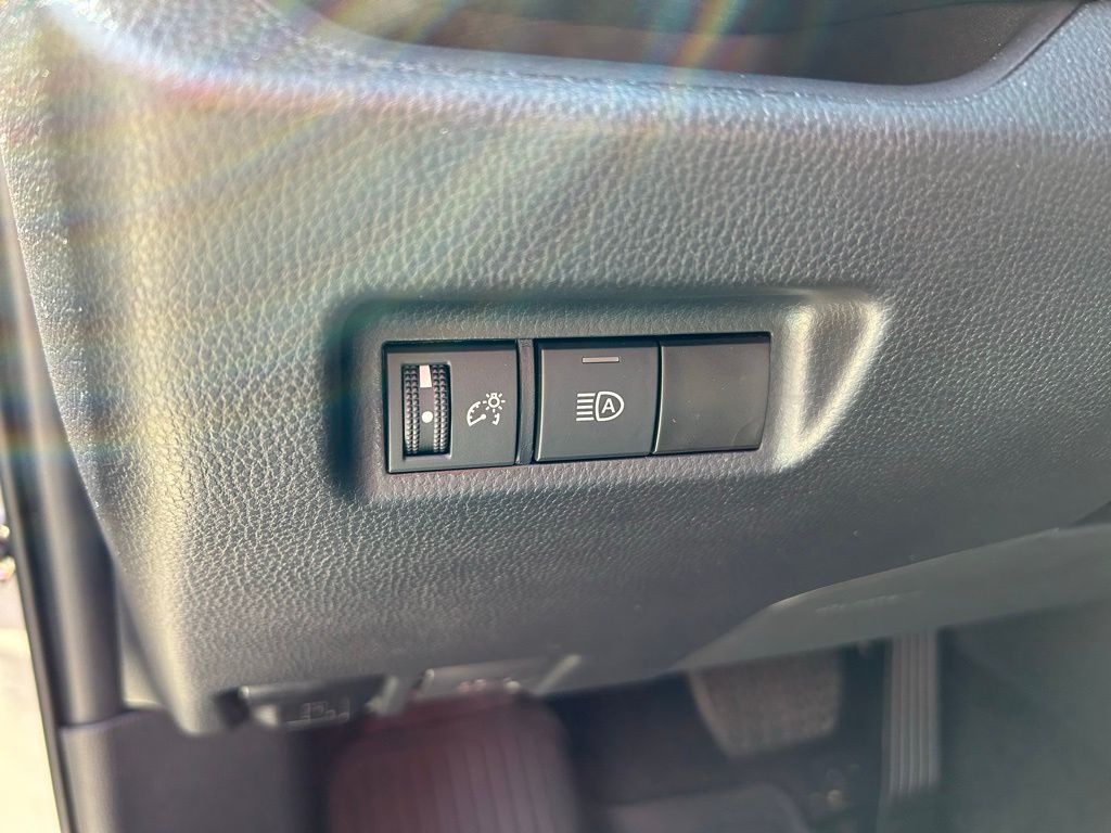 Thumbnail: 2024 Toyota RAV4 - 17