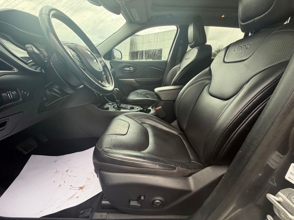 2021 Jeep Cherokee Limited Gray at South Hills CDJR
