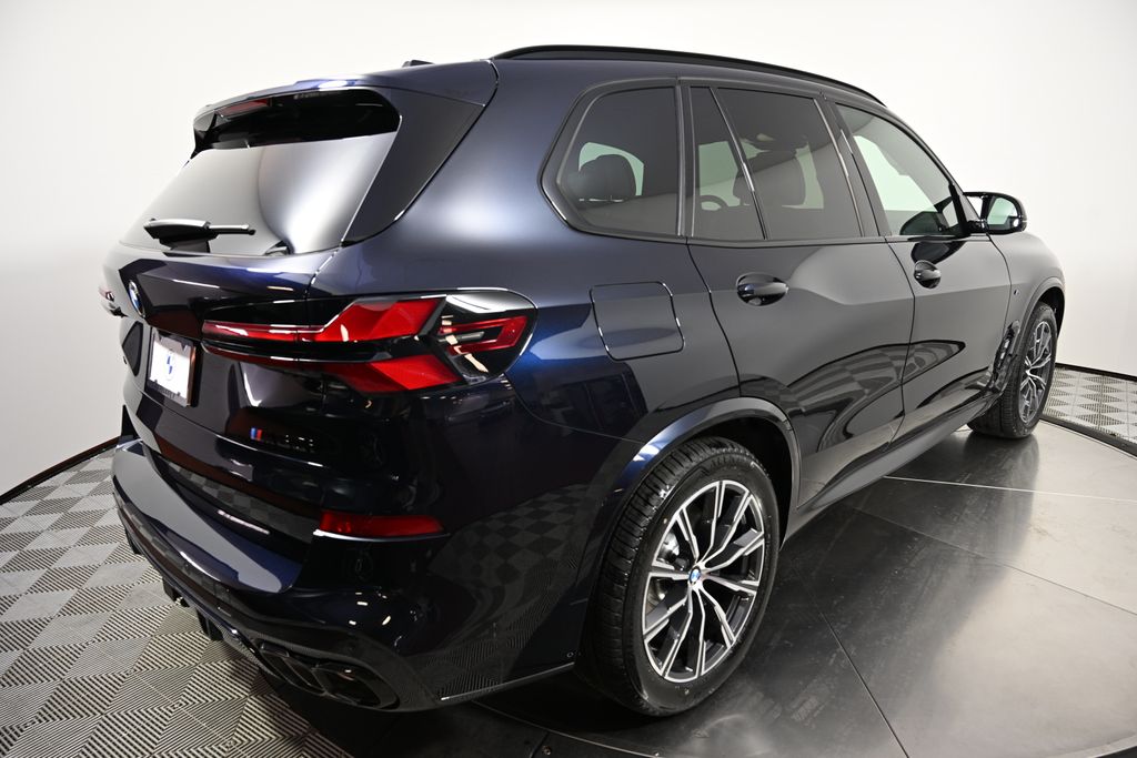 2025 BMW X5 M60i 5