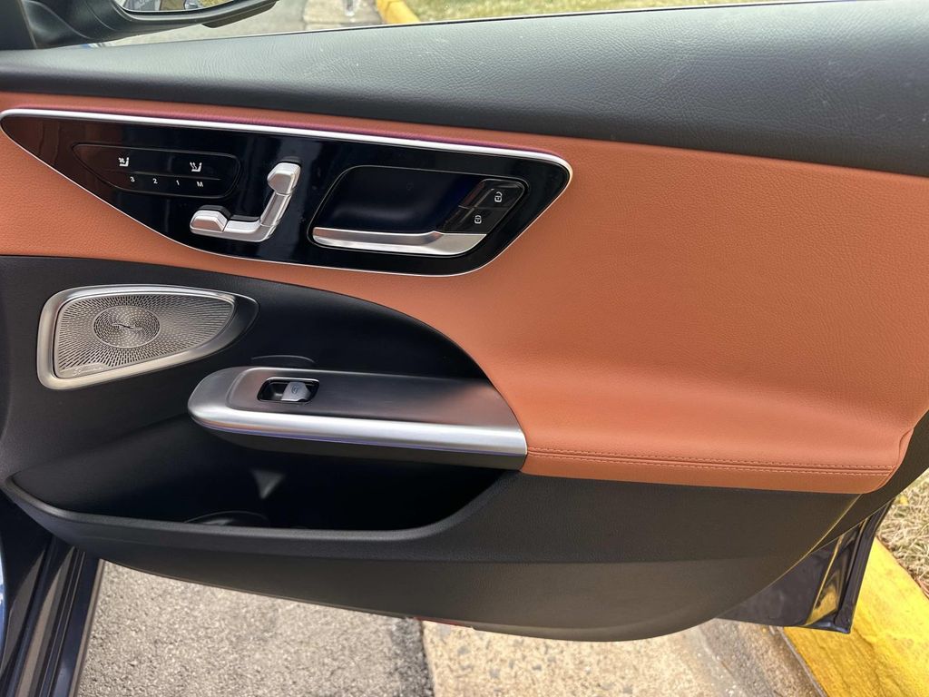 Thumbnail: 2025 Mercedes-Benz C-Class - 19