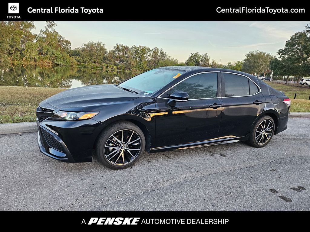 2023 Toyota Camry SE -
                Orlando, FL