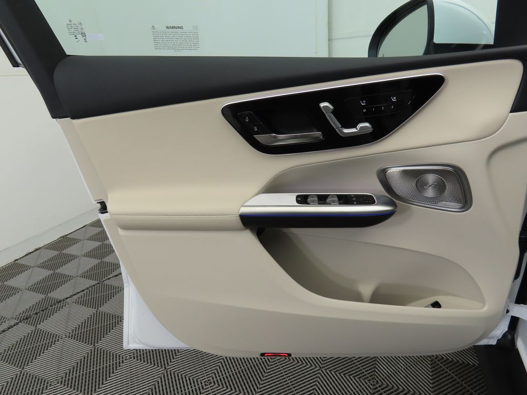 Thumbnail: 2026 Mercedes-Benz GLC - 24