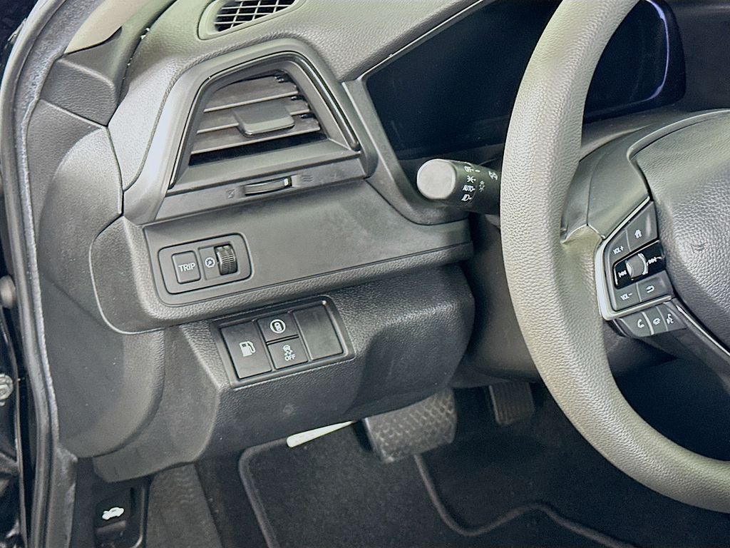 2021 Honda Insight EX 10