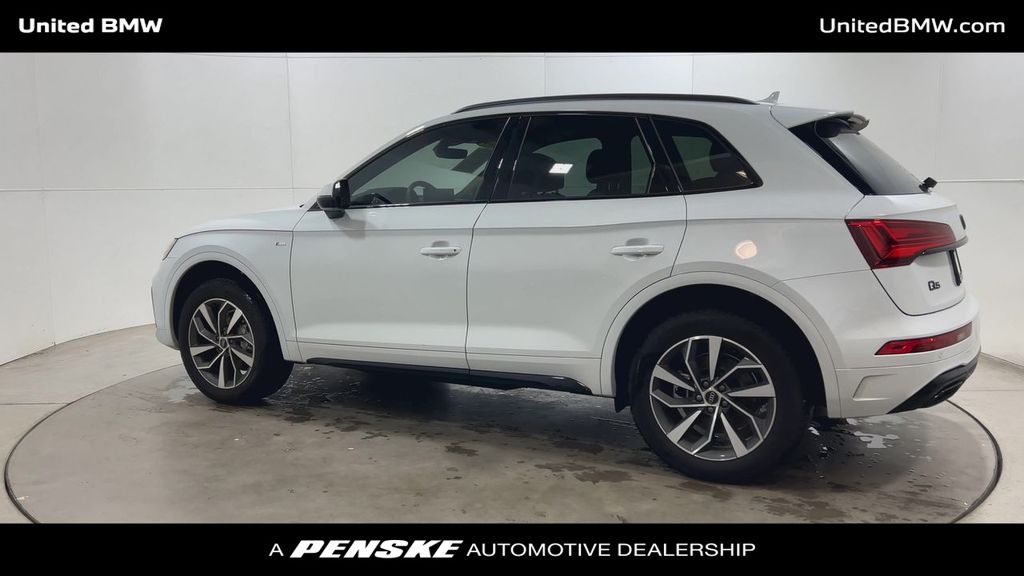 Thumbnail: 2024 Audi Q5 - 6