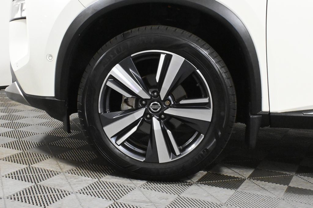 Thumbnail: 2021 Nissan Rogue - 12