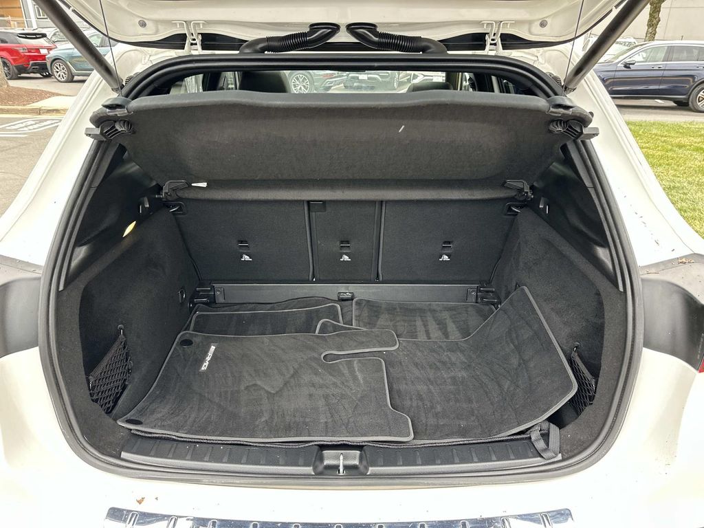 Thumbnail: 2022 Mercedes-Benz GLA - 28