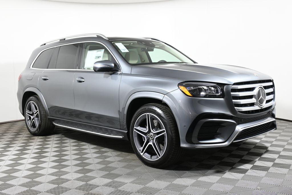 2025 Mercedes-Benz GLS 450 4MATIC 8