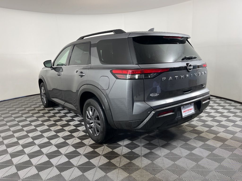 Thumbnail: 2025 Nissan Pathfinder - 16