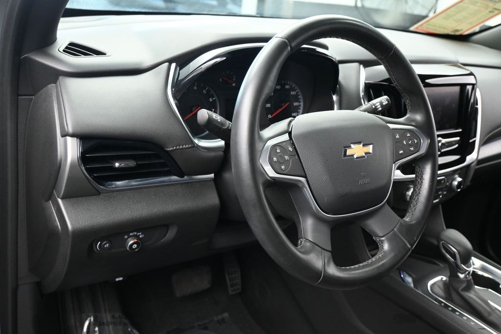 Used 2023 Sterling Gray Metallic Chevrolet LT image 15