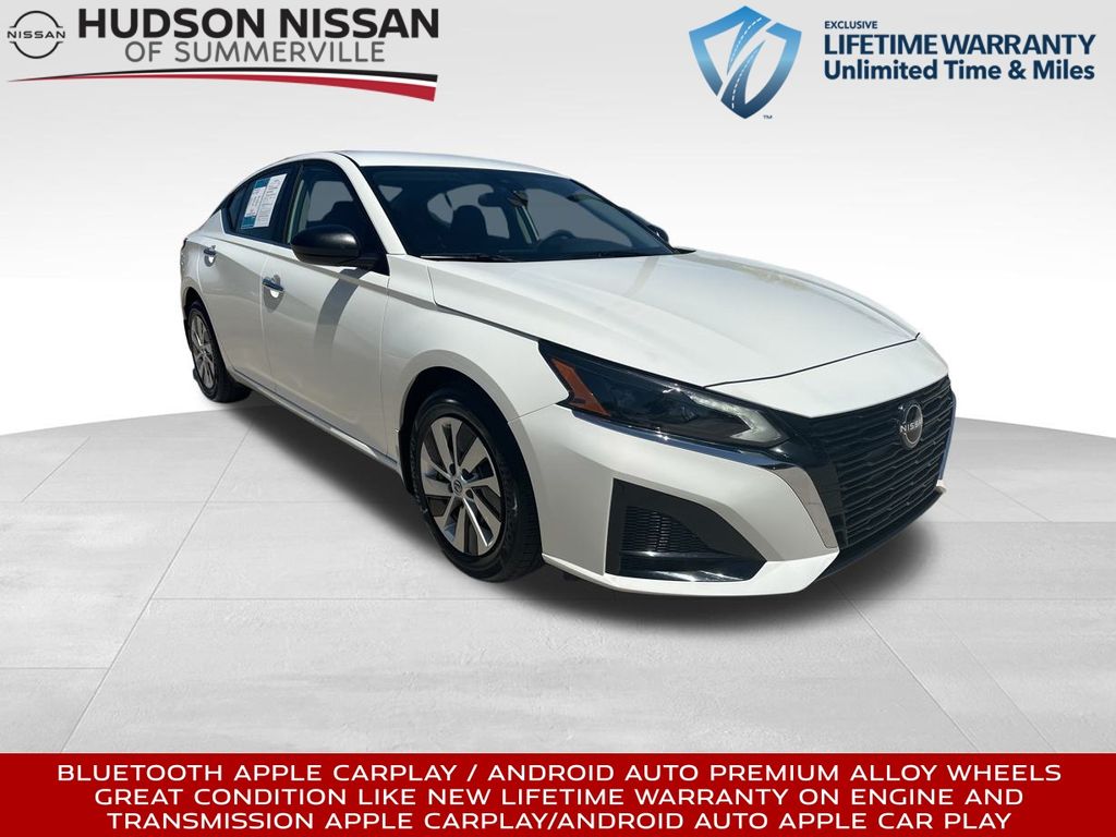 2024 Glacier White Nissan Altima 2.5 S Sedan