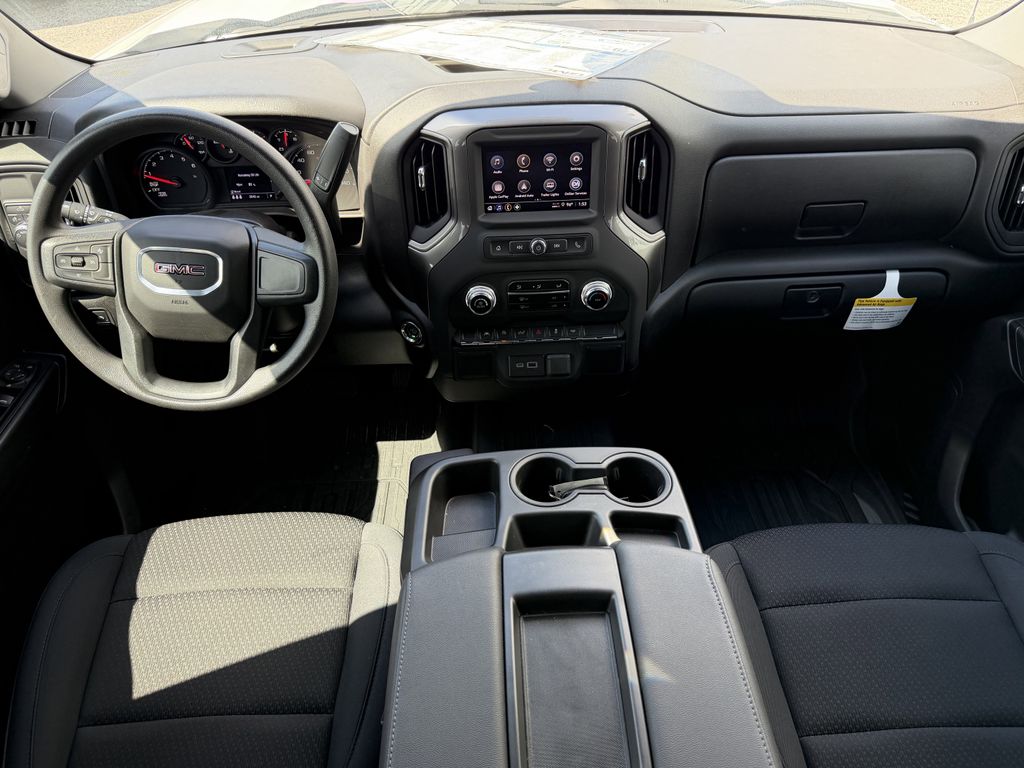 new 2025 GMC Sierra 1500 car, priced at $40,097