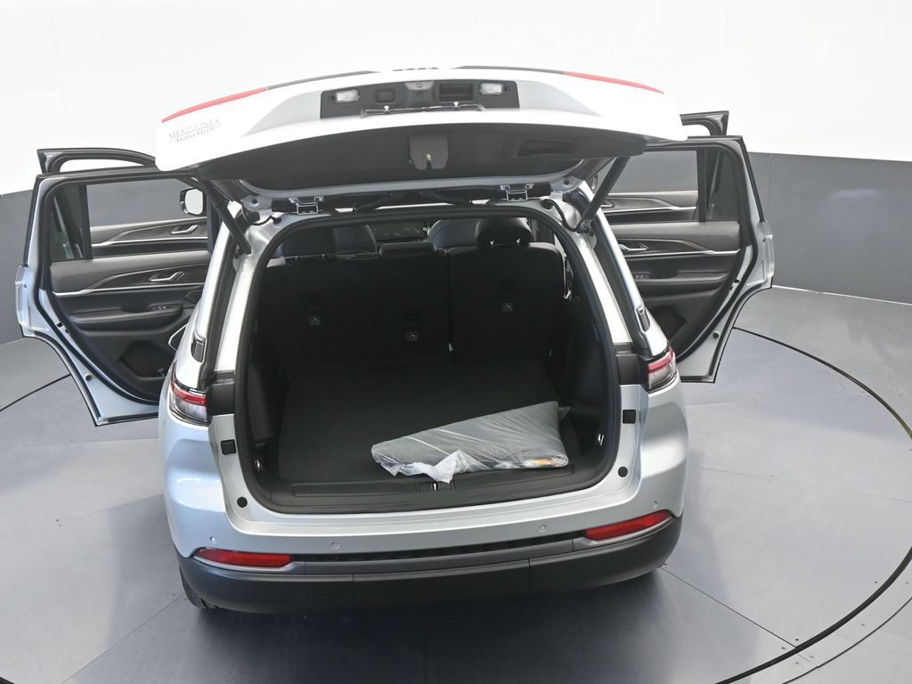 New 2026 Silver Zynith Jeep Limited image 62